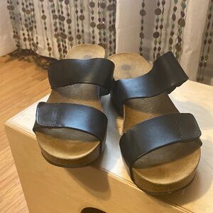Lola Sabina leather wedged heel sandal size 39
